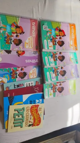 Livros trilhas ftd 3º Ano Trilha, Linguagem Inglesa e Livro de Leitura