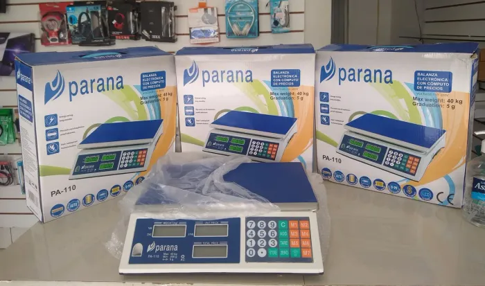 Balança 40kg com bateria interna visor duplo em led memoria e funções de tara novas 