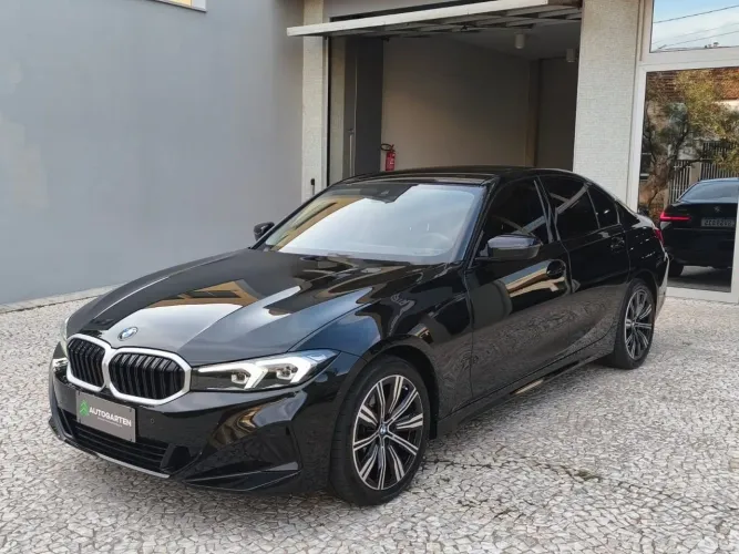 BMW 320I A 2.0 Turbo/activeflex 16V 184cv 4P 2024