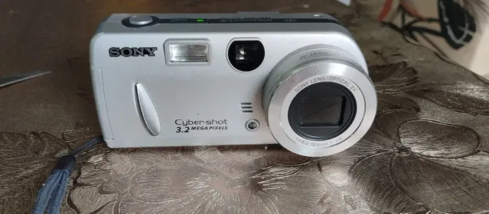 Câmera Sony cyber shot raridade 