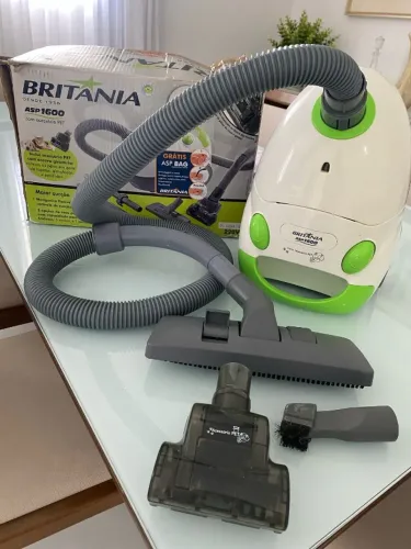 Aspirador de Pó Britânia ASP 1600w