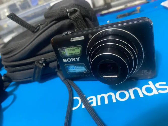 Câmera Sony Cyber-shot DSC-WX7 (16.2MP)