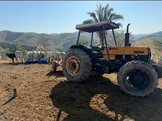 TRATOR VALTRA 785 4x4