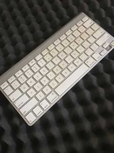 Teclado Apple Wireless A1314 - Original