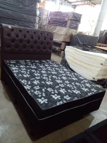 Cama Box Casal com Cabeceira Estofada