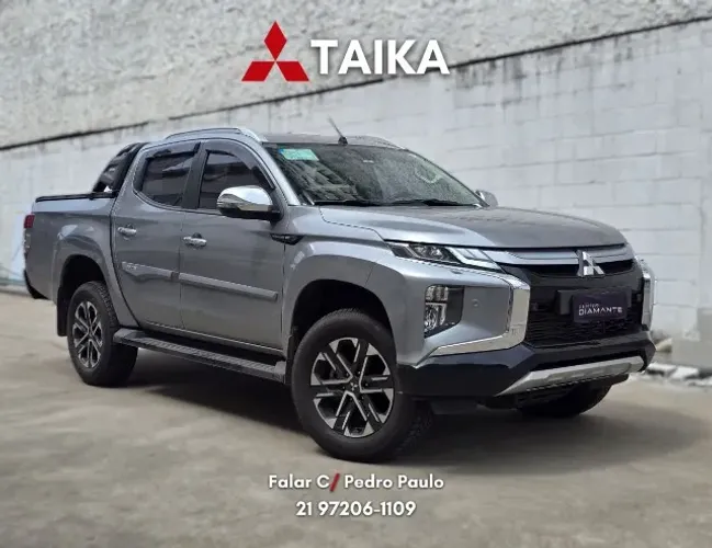 L200 Triton HPE-S 2.4 Turbo Diesel 4x4 2025 Cinza - 17.700 km - Falar c/ Pedro Paulo