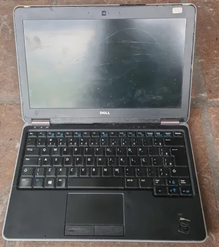 Notebook Dell E7240 i5 4ª Geração 8Gb SSD 120Gb 