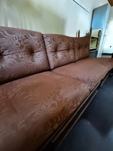 Sofá 6 lugares + Mesa de Centro - Madeira