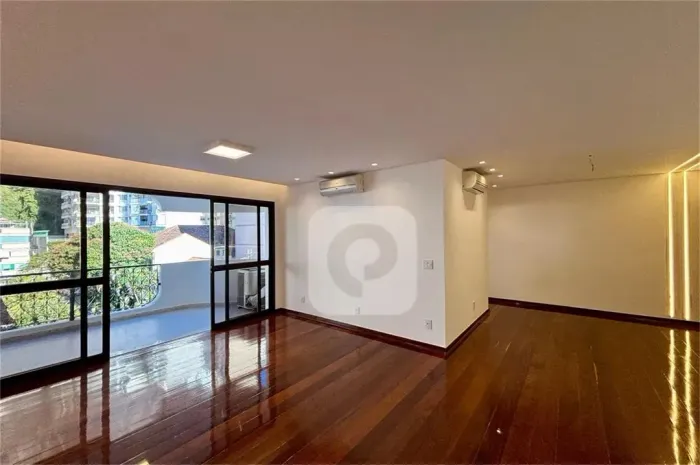 Apartamento de 150m² com 3 Quartos e 2 Vagas na Fonte da Saudade