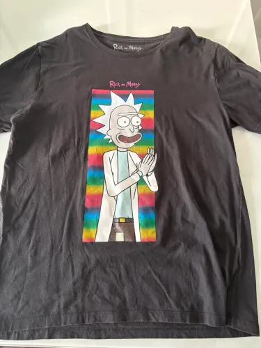 blusa ricky and morty