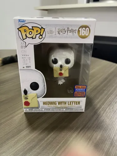 Funko Pop! Edwiges com carta - Harry Potter #160 (Selo Wondrous Convention 2023)