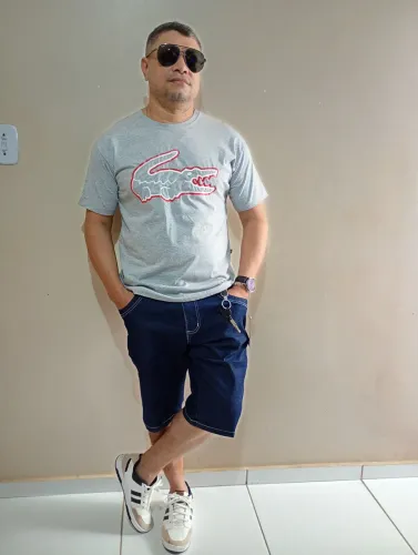 Bermudas até a pontuação 50 jeans com Lycra.
