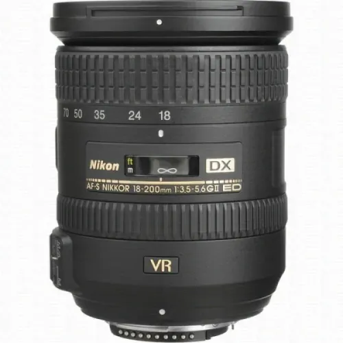 Nikon AF-S DX NIKKOR 18-200mm f/3.5-5.6G EDVR II
