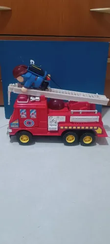 Caminhão Bombeiro FIRE ENGINE anos 90 funciona perfeitamente