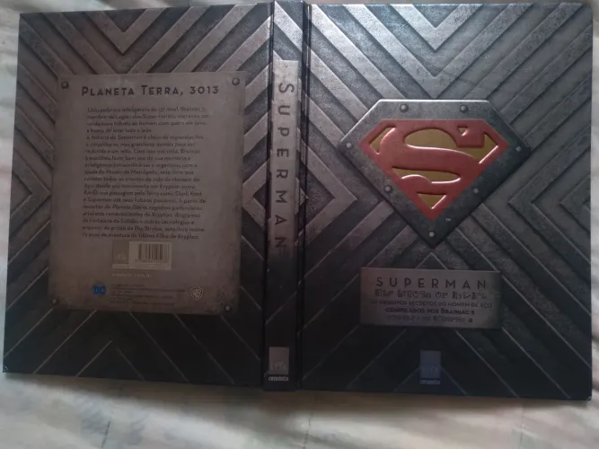 LIVRO OS ARQUIVOS SECRETOS DO HOMEM DE AÇO 