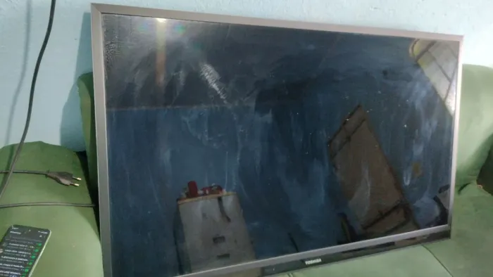 TV SEMP TOSHIBA 43p