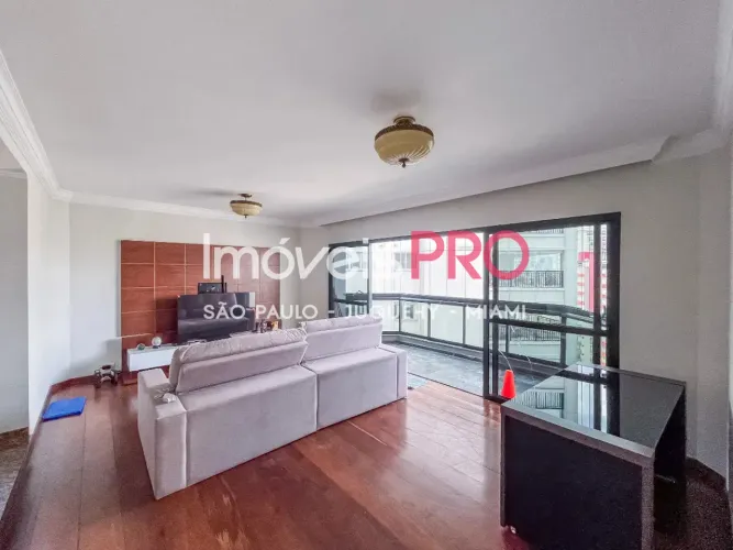 Apto de 166m² com 3 dormitórios sendo 1suite e 2 vagas na Vila Clementino prox. do metro