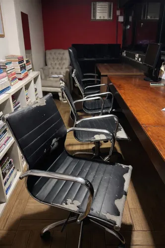 4 Cadeiras de Escritório Cromadas - Estrutura Ótima | Ideal para Reforma