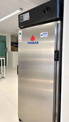OPORTUNIDADE DE REPASSE - PADARIA/CAFETERIA/SELF-SERVICE COMPLETA