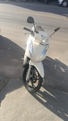 BIZ 125 BRANCO PEROLA 2021 - ABAIXO DA FIPE (LEIA O ANUNCIO)