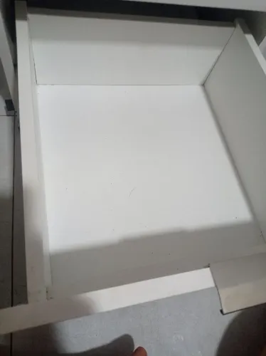 Cômoda de canto