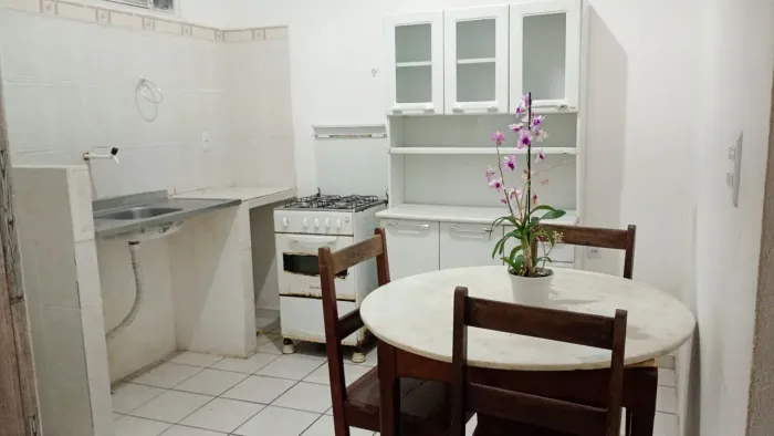 Casa Terrea 2/4 em vila - Marco