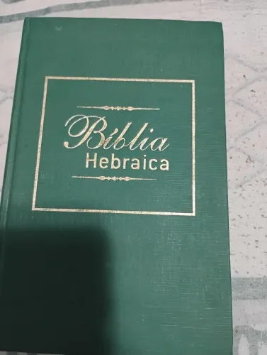 Bíblia hebraica em excelente estado