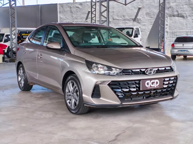 Hyundai HB20S Com. Plus Tech 1.0 TB Flex 12V AUT 2025