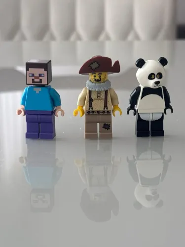 LEGO Minifigures Steve + Prospector + Panda Original