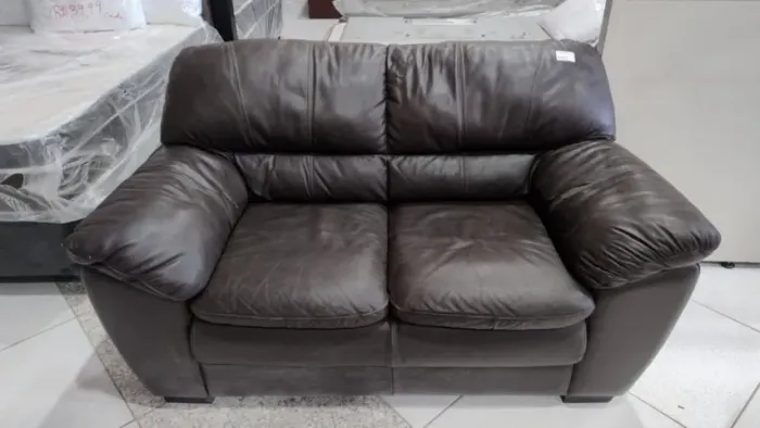 Sofa 2 Lugares Couro