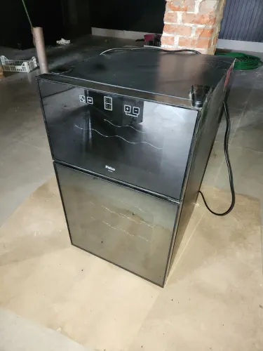 Adega Philco 24 garrafas