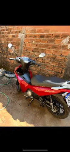 Honda Biz 125 Ex 25/25 vermelha linda<br>Km 9.391<br>Documento 2026 pago<br>Cópia de chave