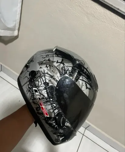 Ls2 capacete