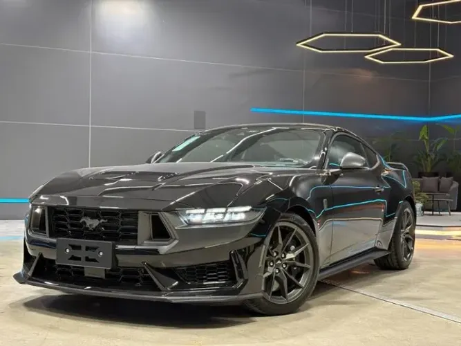 Ford Mustang DARK HORSE 5.0 V8 AUT. 2025