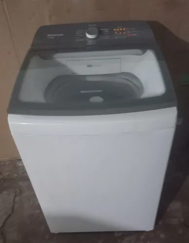 Vendo máquina brastenp 12 kg valor 650.00