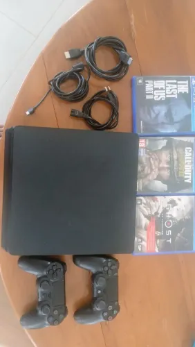 PS4 SLIM 1TB