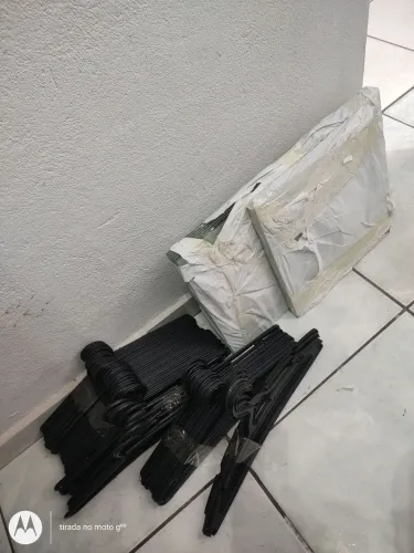Balcão e cabides