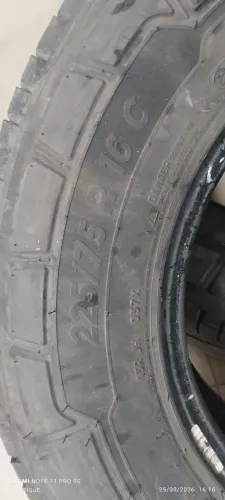 225/75/16 Iveco michelin