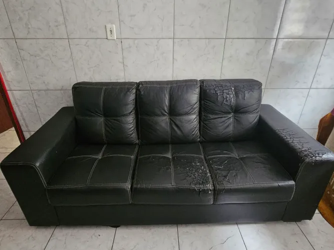Sofá de couro
