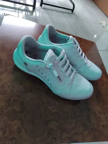 Tenis número 34 kolosh
