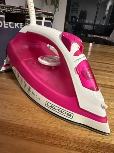 Ferro de passar Black & Decker AJ2200