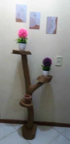 Suporte de Plantas Artesanal Madeira Rústica