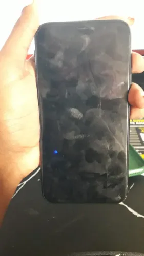 Iphone XR 64gb Preto com defeito na tela 