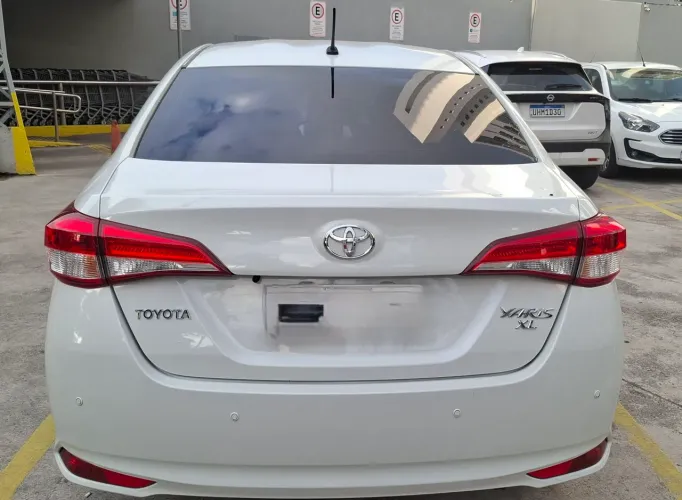 Toyota Yaris XL Sedan 1.5 Flex 16V 4P Mec. 2019