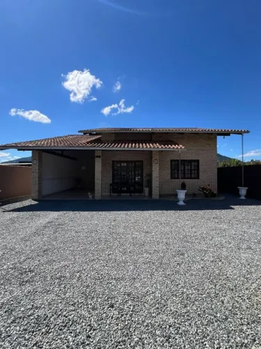 Casa para Venda em Jaraguá do Sul / SC no bairro Ilha da Figueira