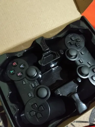 Vendo videogame wireless de jogos clássicos 2d, com dois controles( 1 com defeito).