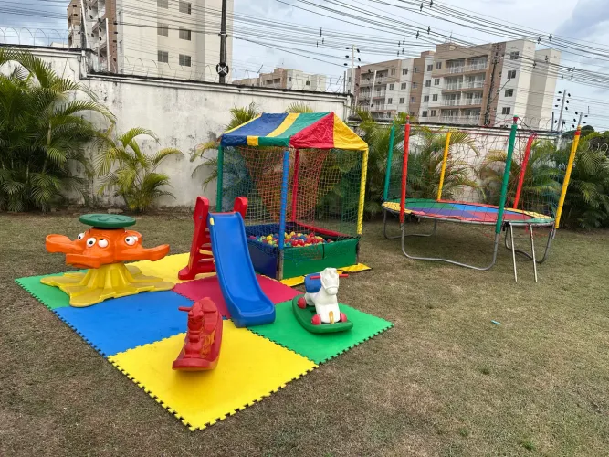 Pula pula brinquedo 