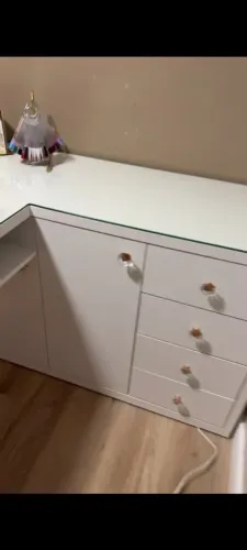 Vendo mesa para manicure