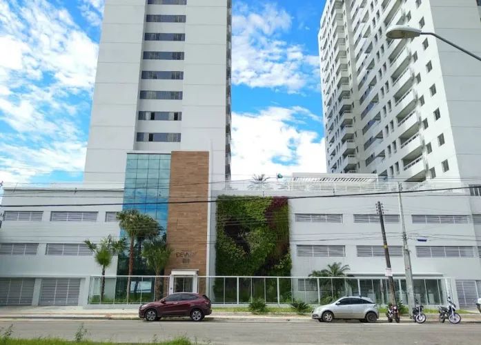 Torres Devant 3/4 7o andar