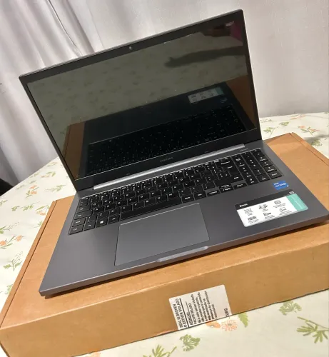 Samsung Book 550XDA i5 11ª Geração 8GB 256GB SSD 15,6? Full HD